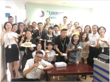 员工生日----温暖的大家庭